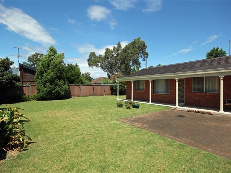 50 Westbourne Avenue, Thirlmere NSW 2572