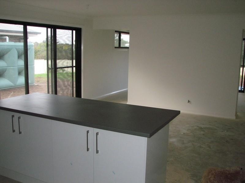 103 Moorland Road, Tahmoor NSW 2573