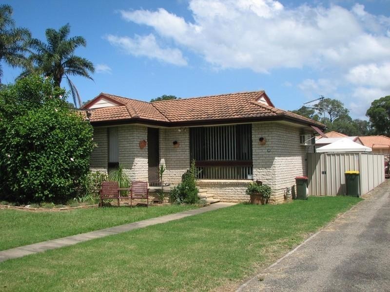 10 Mason Street, Thirlmere NSW 2572