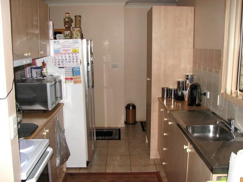 10 Mason Street, Thirlmere NSW 2572