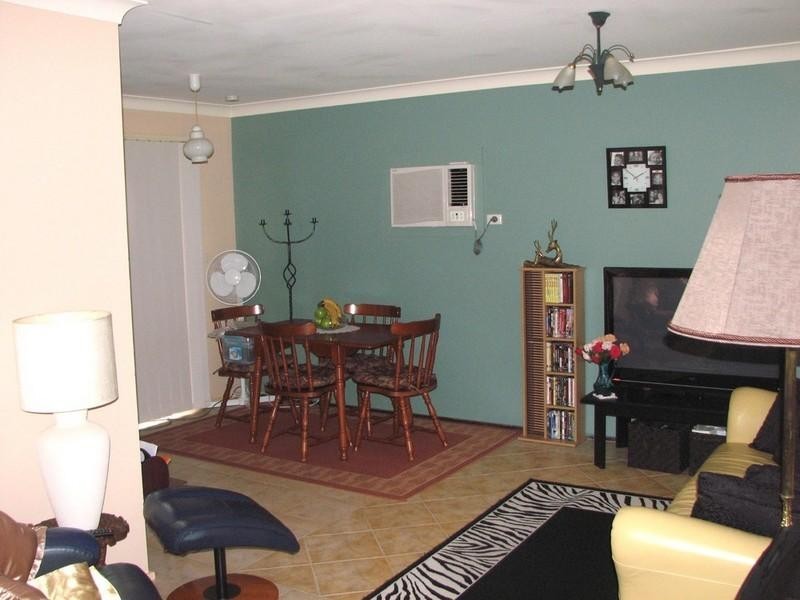 10 Mason Street, Thirlmere NSW 2572