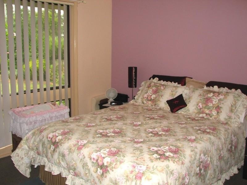 10 Mason Street, Thirlmere NSW 2572