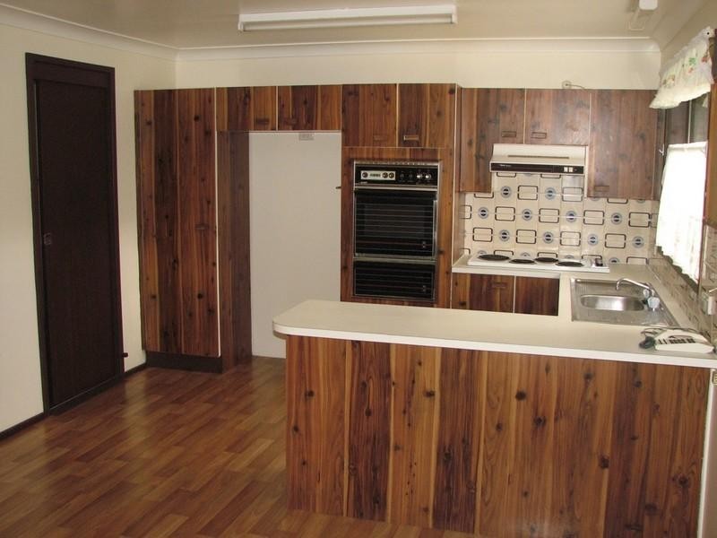 9 Stuart Place, Tahmoor NSW 2573