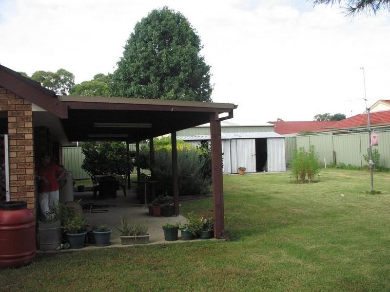 9 Stuart Place, Tahmoor NSW 2573