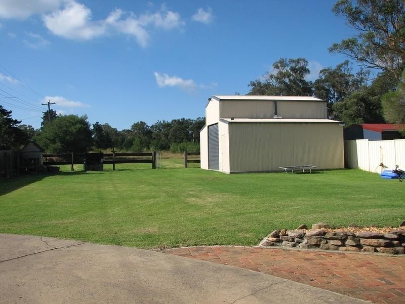 22 Rita Street, Thirlmere NSW 2572