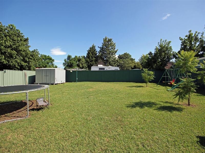 26 Mason Street, Thirlmere NSW 2572