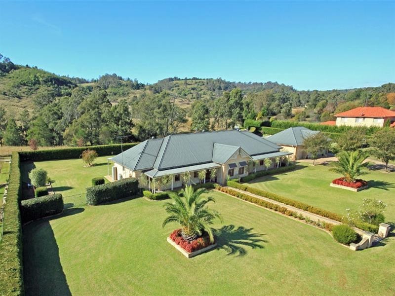 6 Old Racecourse Close, Picton NSW 2571