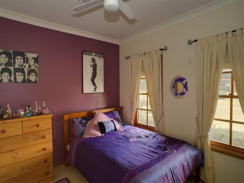 6 Old Racecourse Close, Picton NSW 2571