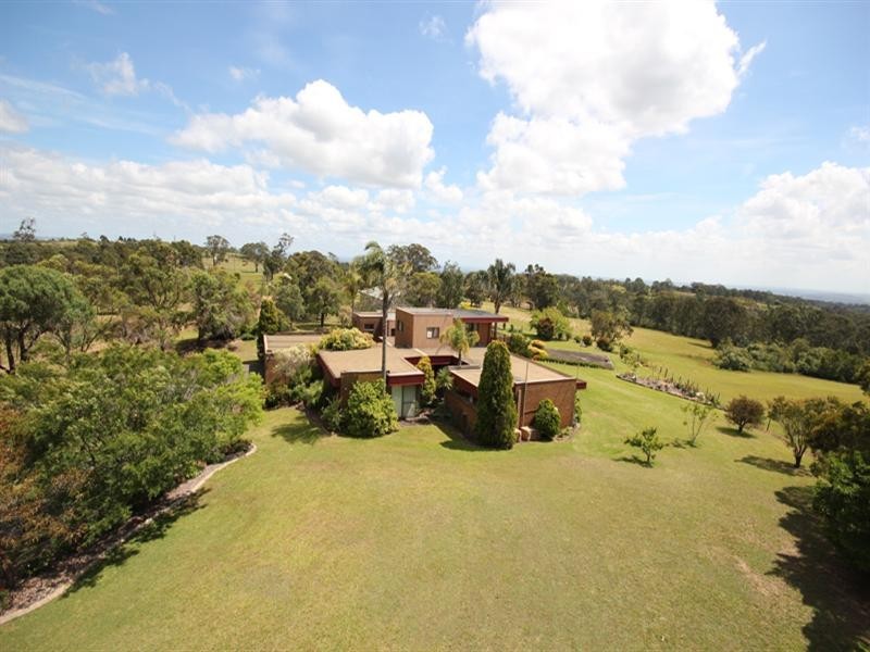 15 Plateau Drive, Razorback NSW 2571