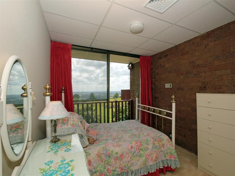 15 Plateau Drive, Razorback NSW 2571