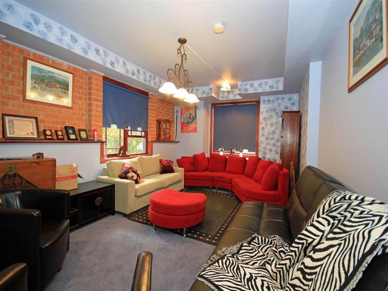 65 Lumsdaine Street, Picton NSW 2571