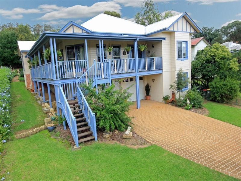 65 Lumsdaine Street, Picton NSW 2571