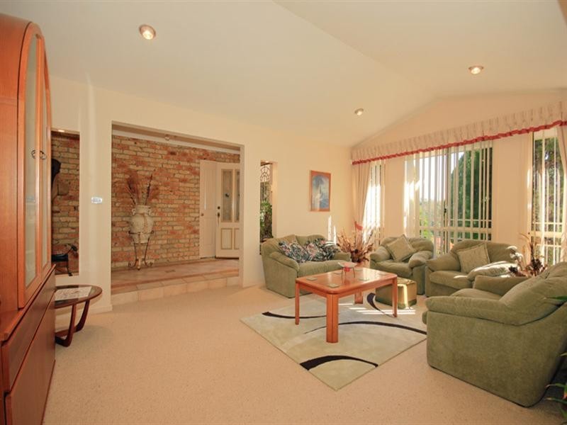 6 Bottlebrush Close, Picton NSW 2571
