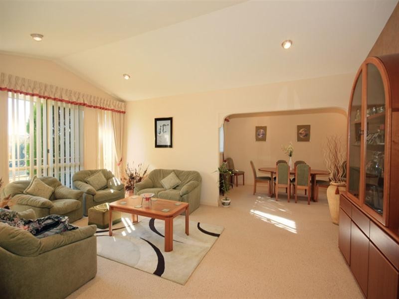 6 Bottlebrush Close, Picton NSW 2571