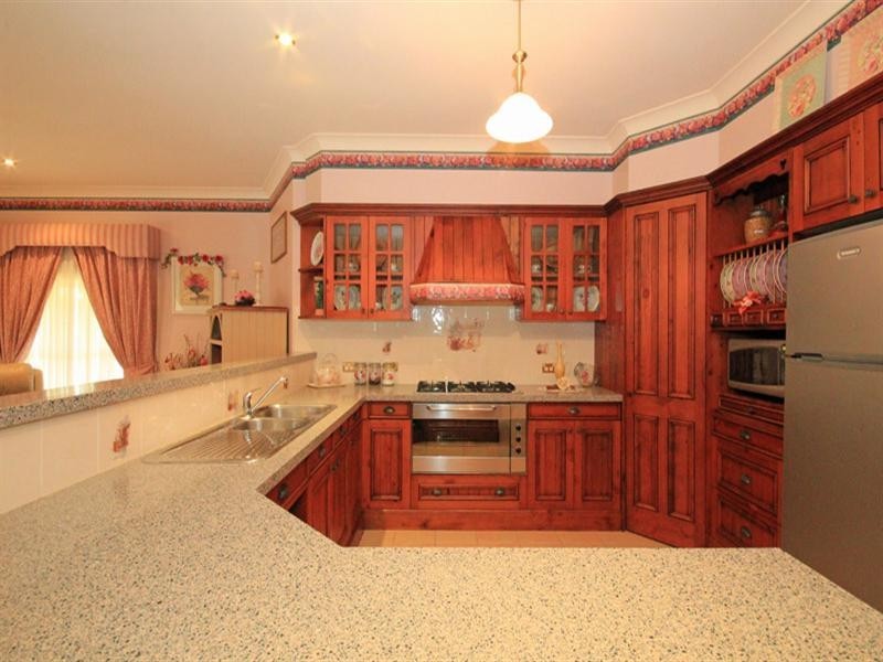 6 Equestrian Drive, Picton NSW 2571