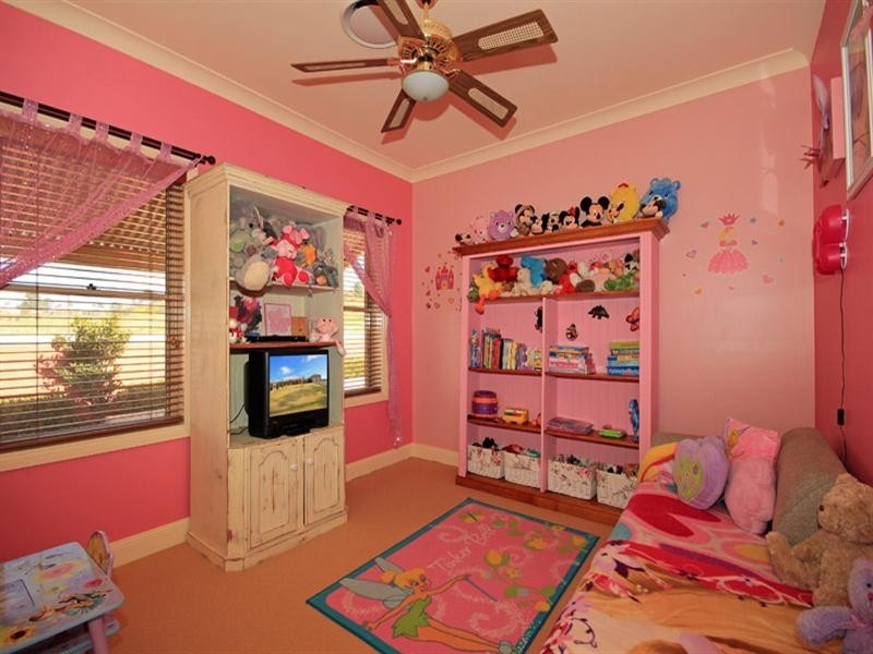 6 Equestrian Drive, Picton NSW 2571