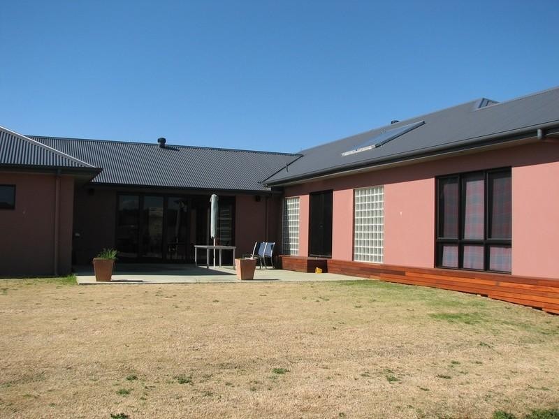 26 Stargard Crescent, Picton NSW 2571