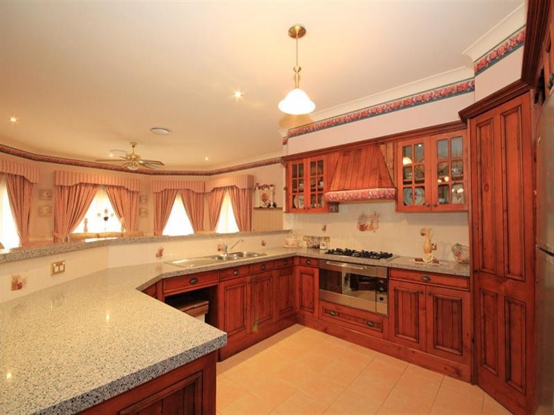 6 Equestrian Drive, Picton NSW 2571