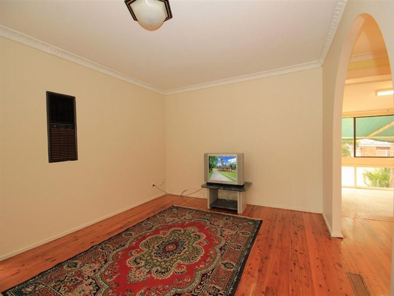 45 Remembrance Drive, Tahmoor NSW 2573