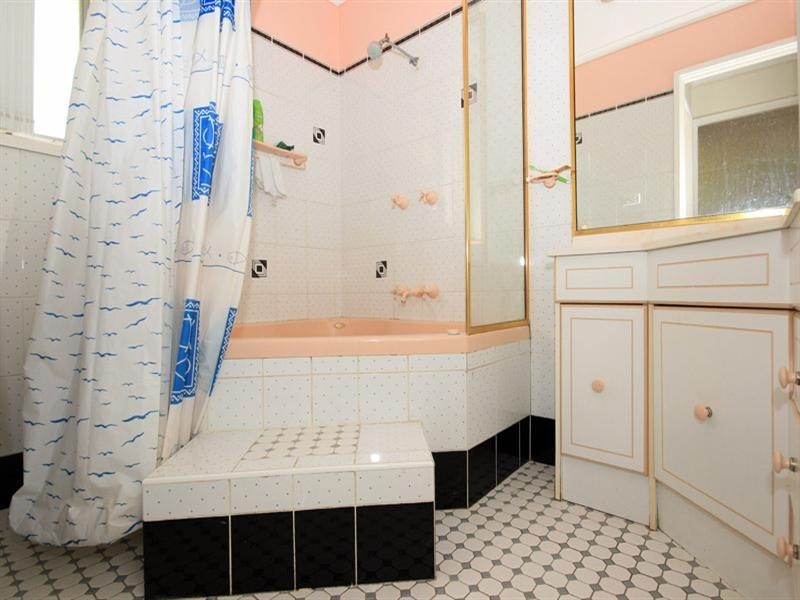 45 Remembrance Drive, Tahmoor NSW 2573