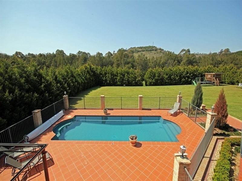 10 Davies Place, Picton NSW 2571