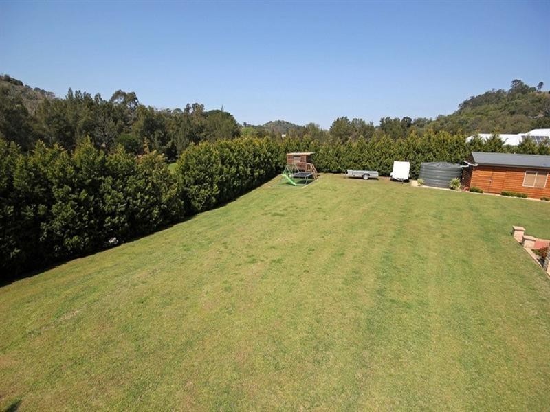 10 Davies Place, Picton NSW 2571