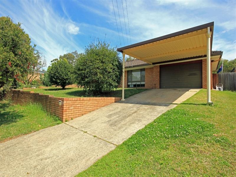 15 Heathcote Street, Picton NSW 2571