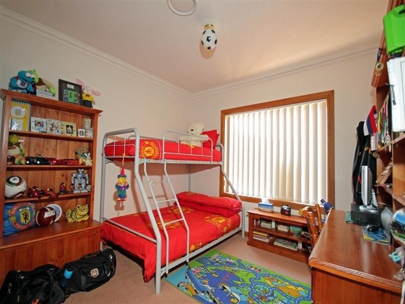 10 Davies Place, Picton NSW 2571