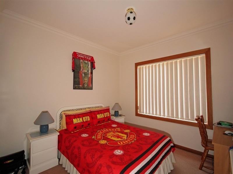 10 Davies Place, Picton NSW 2571