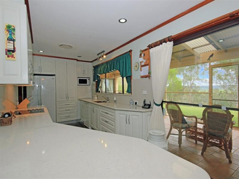 695 Thirlmere Way, Picton NSW 2571