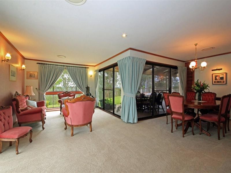 695 Thirlmere Way, Picton NSW 2571