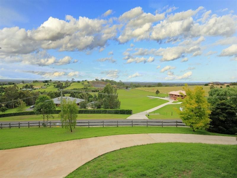 90 McWilliam Drive, Douglas Park NSW 2569