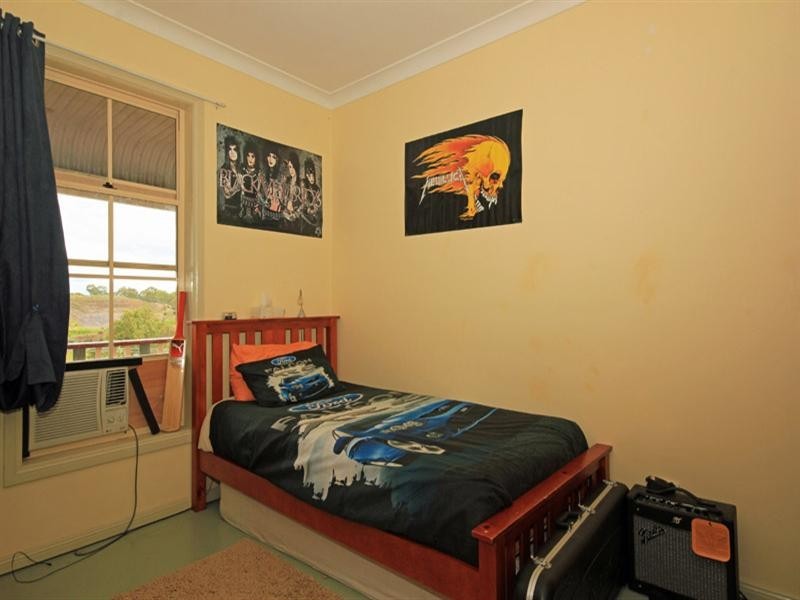 90 McWilliam Drive, Douglas Park NSW 2569