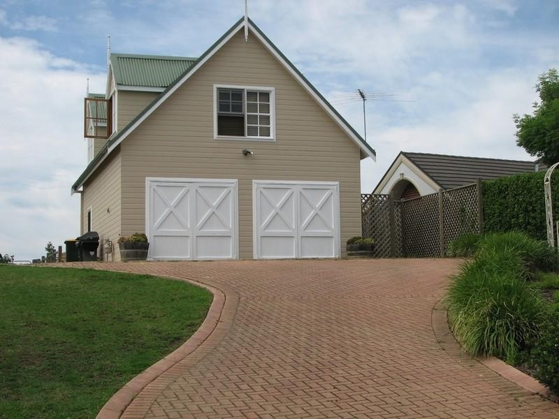 37 The Grange, Picton NSW 2571