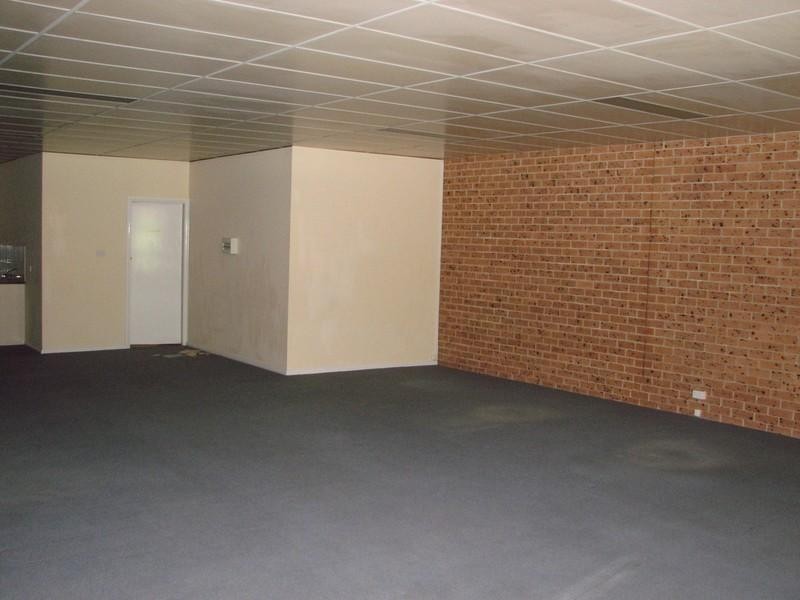 3/143 Argyle Street, Picton NSW 2571