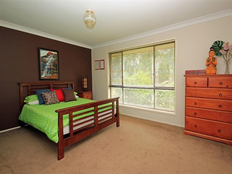 11 Coldenham Road, Picton NSW 2571