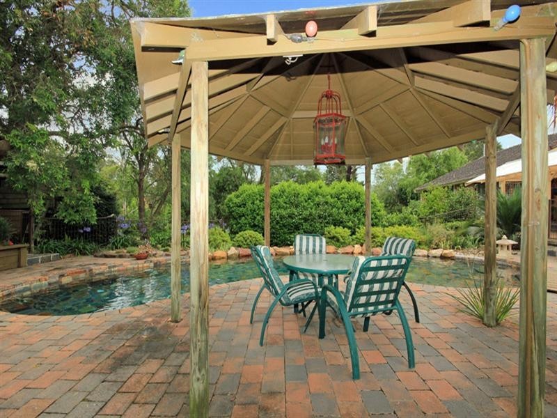 11 Coldenham Road, Picton NSW 2571