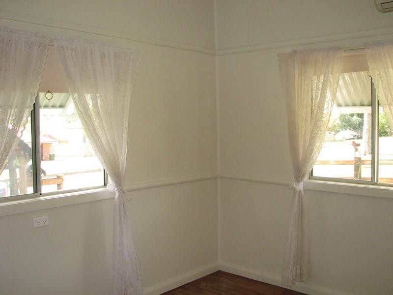 866 Montpelier Drive, The Oaks NSW 2570