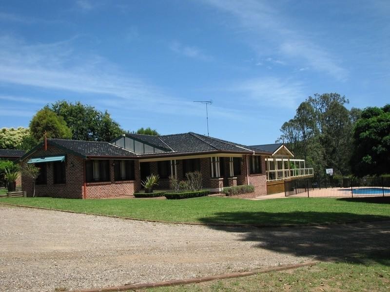 14 Natasha Place, Picton NSW 2571