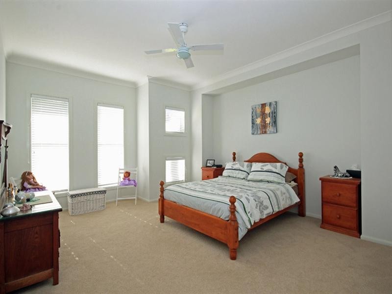 30 Stargard Crescent, Picton NSW 2571