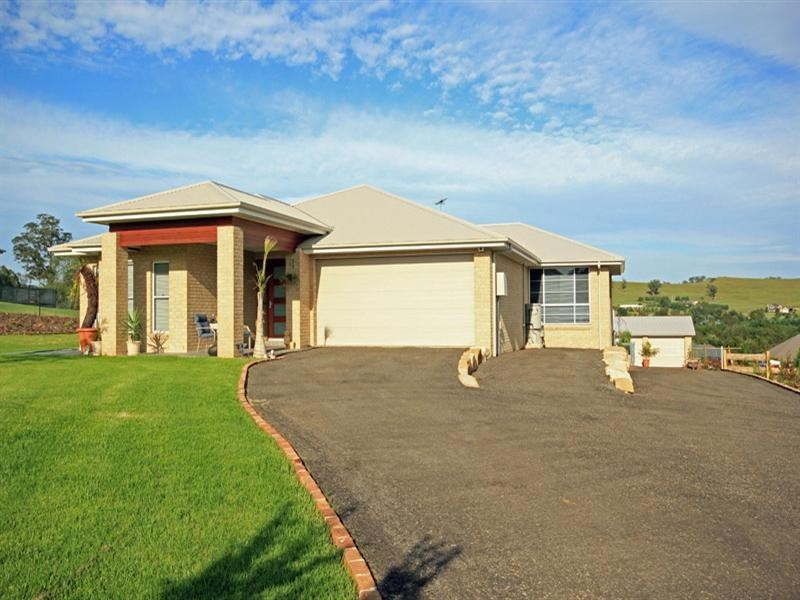 30 Stargard Crescent, Picton NSW 2571