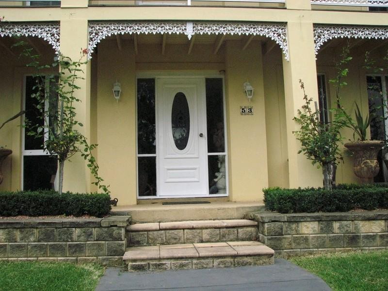 53 Lumsdaine Street, Picton NSW 2571