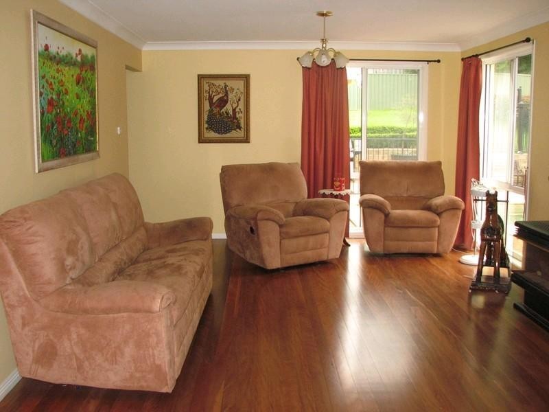 53 Lumsdaine Street, Picton NSW 2571