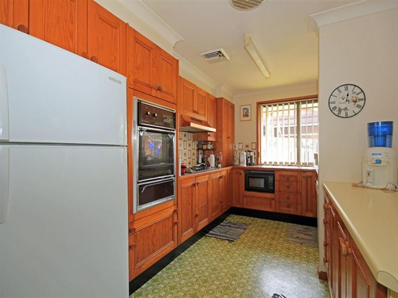 15 Heathcote Street, Picton NSW 2571