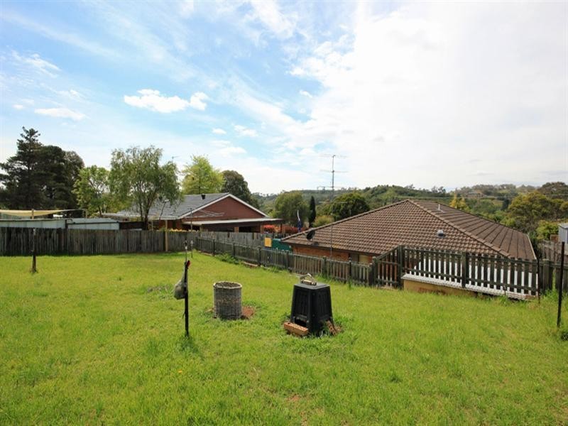 15 Heathcote Street, Picton NSW 2571