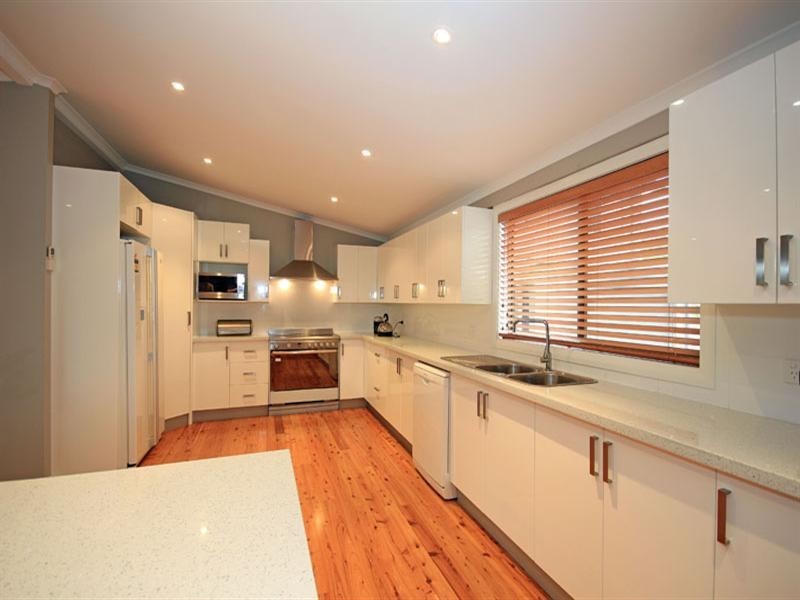 75 Boundary Road, Tahmoor NSW 2573