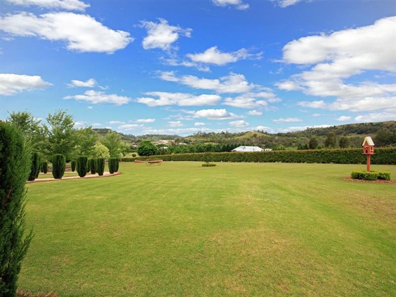 6 Equestrian Drive, Picton NSW 2571