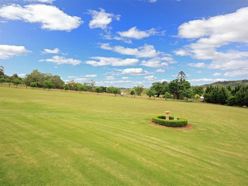 6 Equestrian Drive, Picton NSW 2571