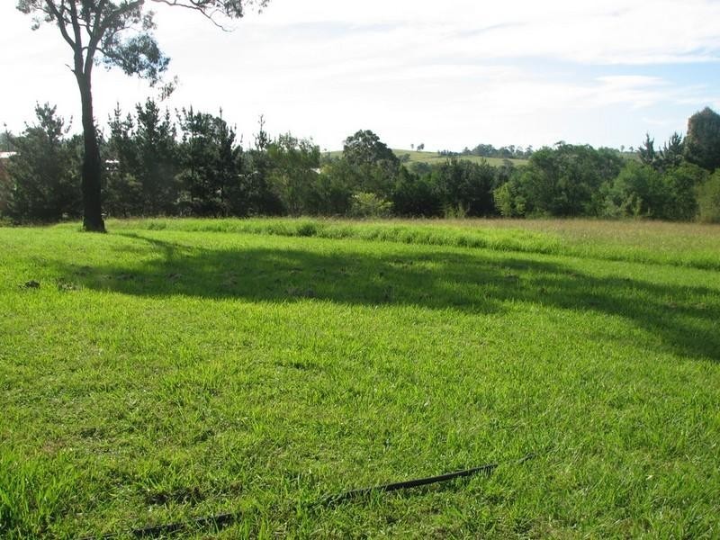 85 Myrtle Creek Avenue, Tahmoor NSW 2573