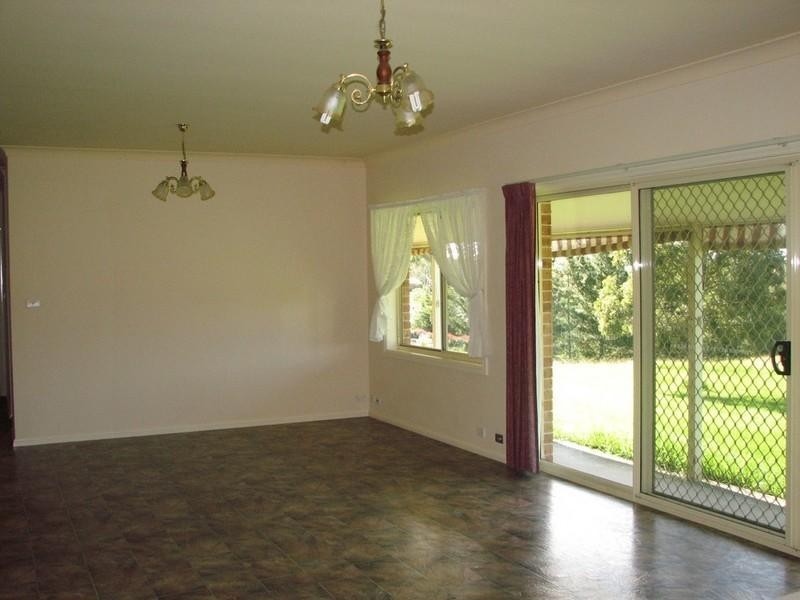 85 Myrtle Creek Avenue, Tahmoor NSW 2573